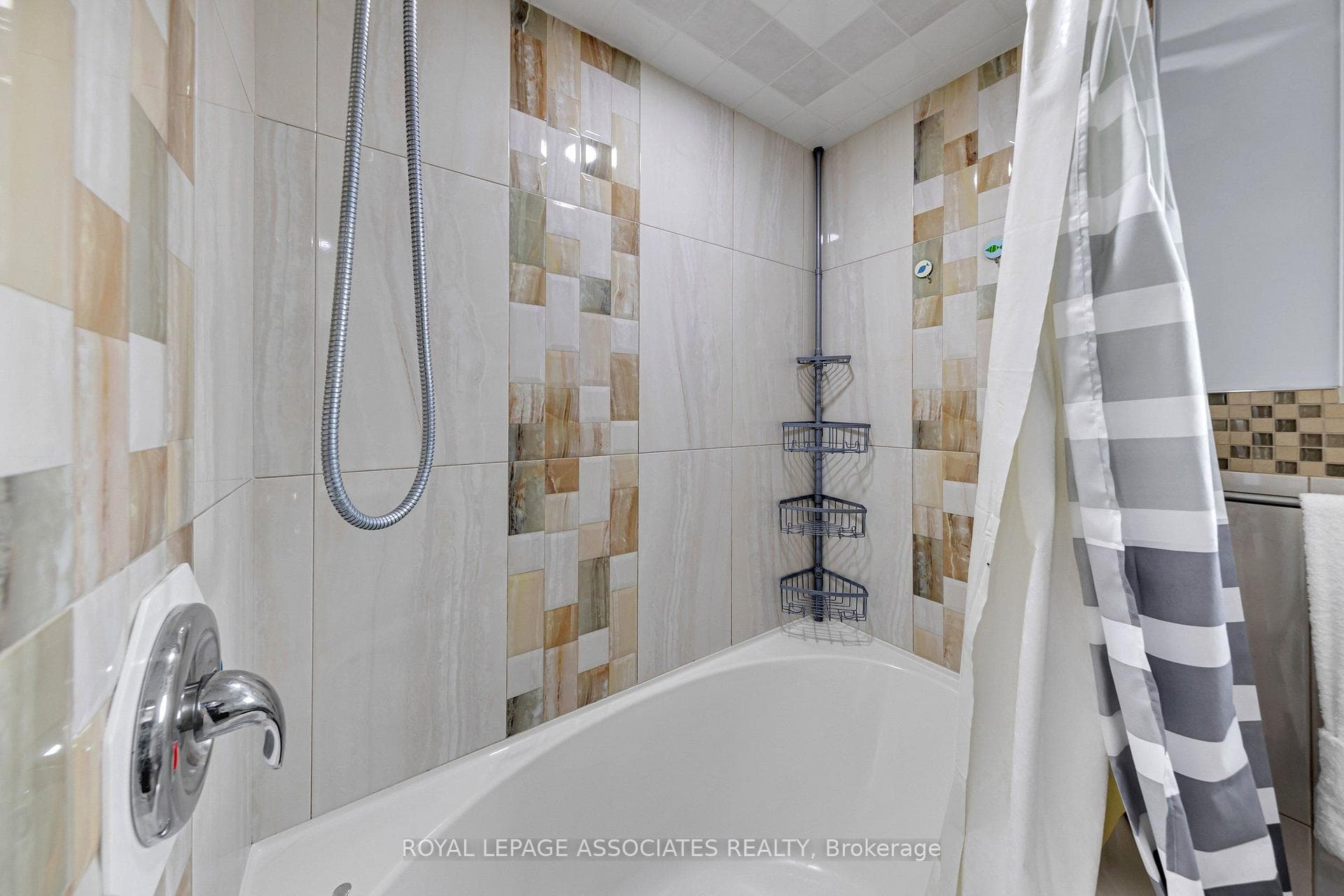 4 Apsco Avenue photo 36