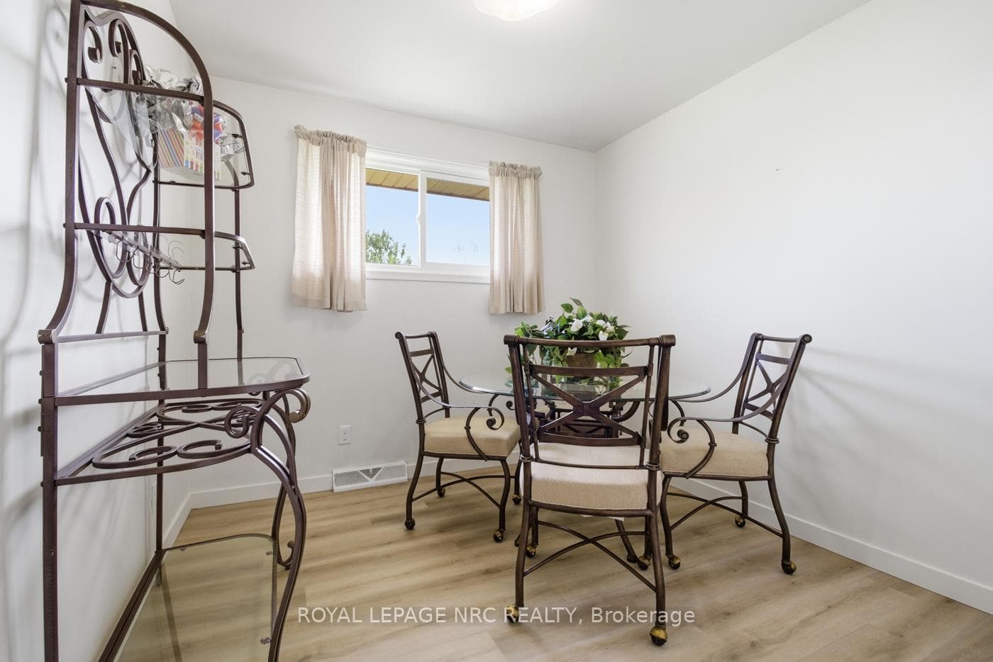2041 Third Street Louth N/A photo 21