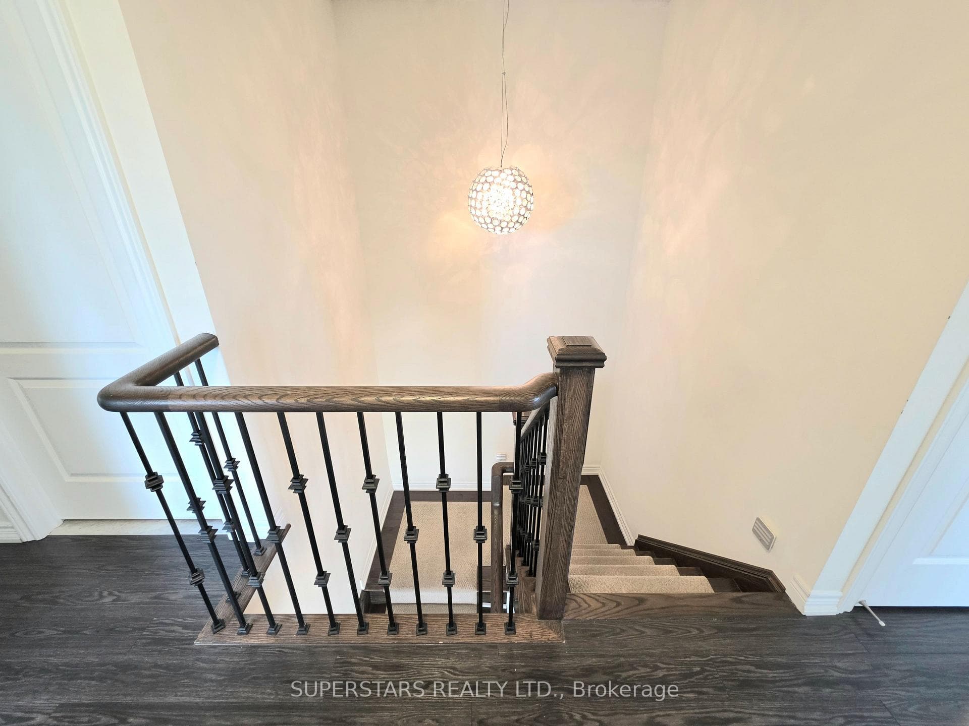33 Tilbury Gate photo 20