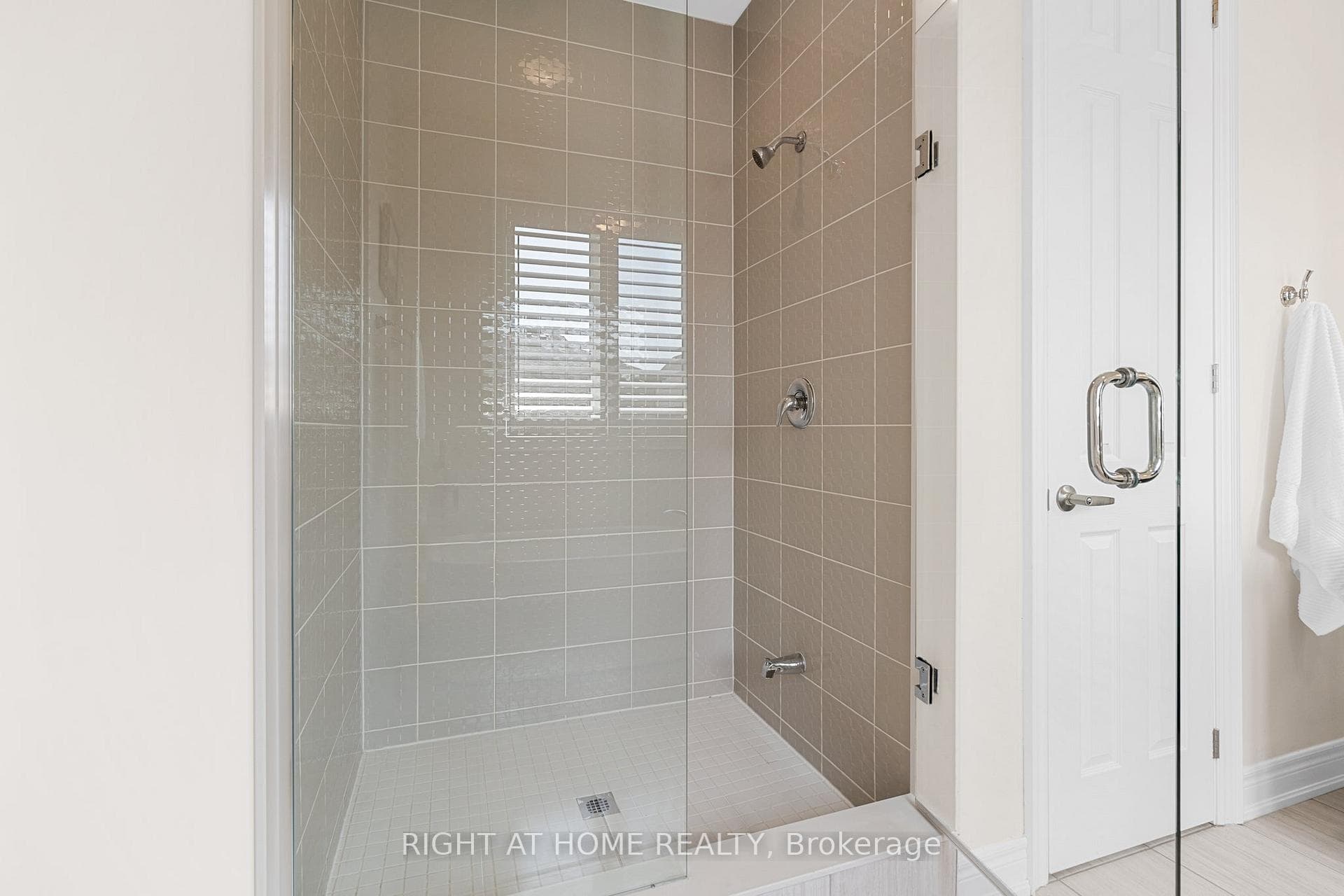 38 Brabin Circle photo 19