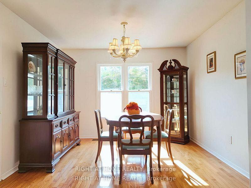 44 Sable Crescent photo 5