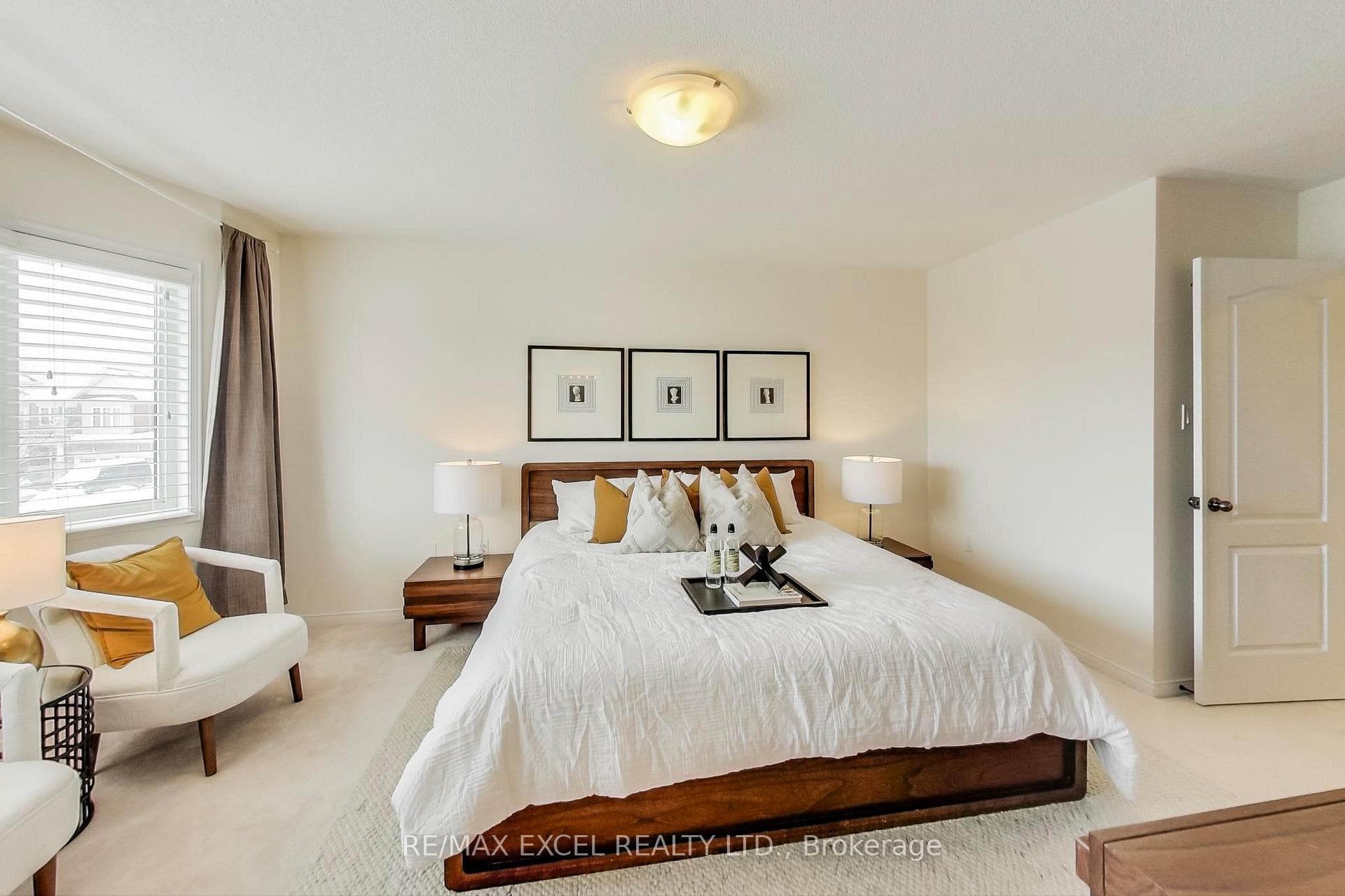 58 Andrew Green Crescent photo 12