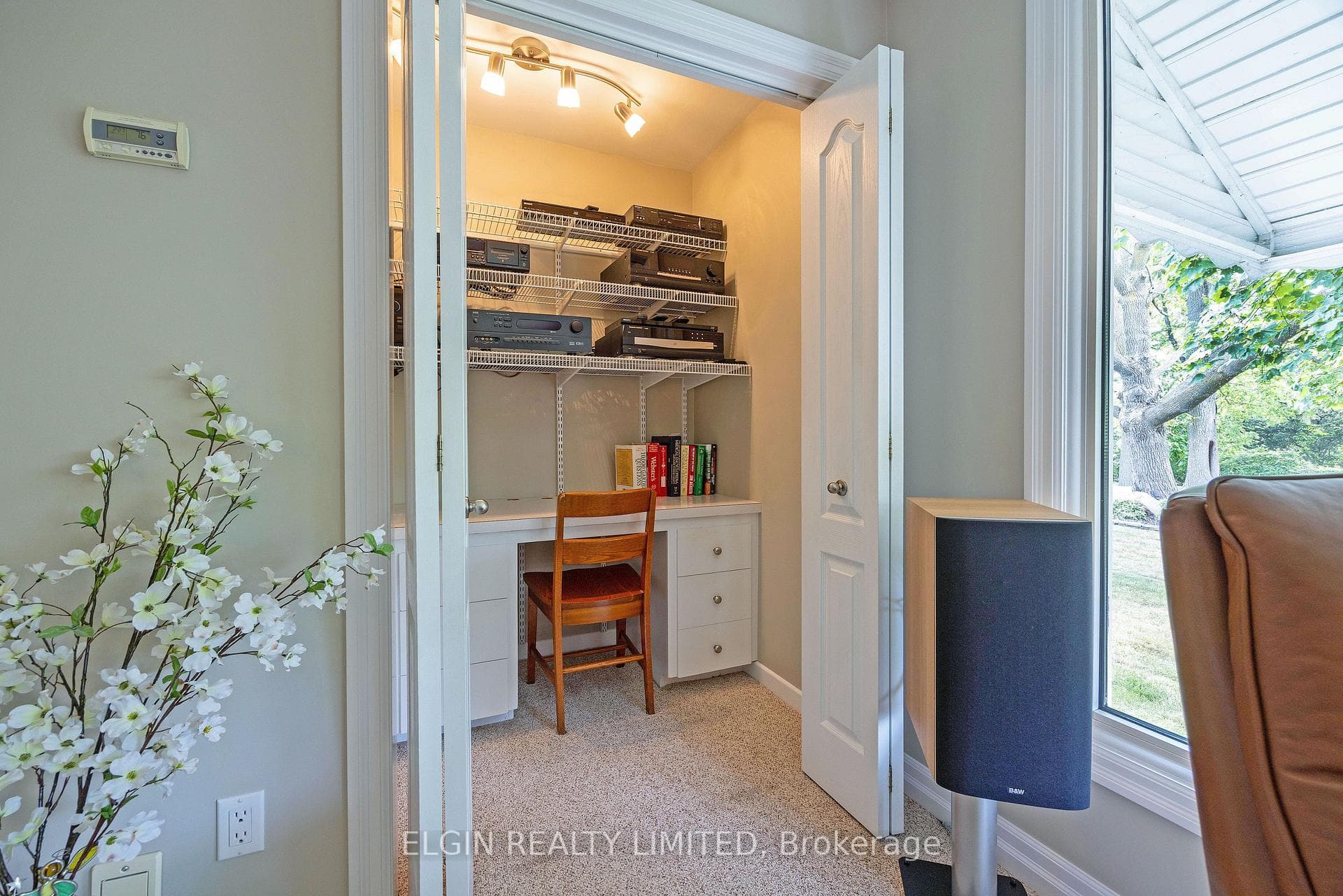 22 Fairview Avenue photo 14