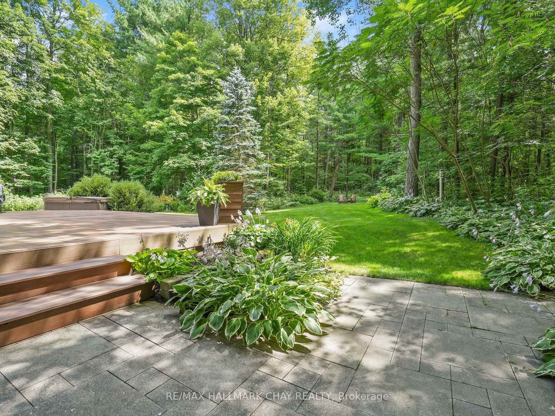 8 Woodland Heights Drive photo 31