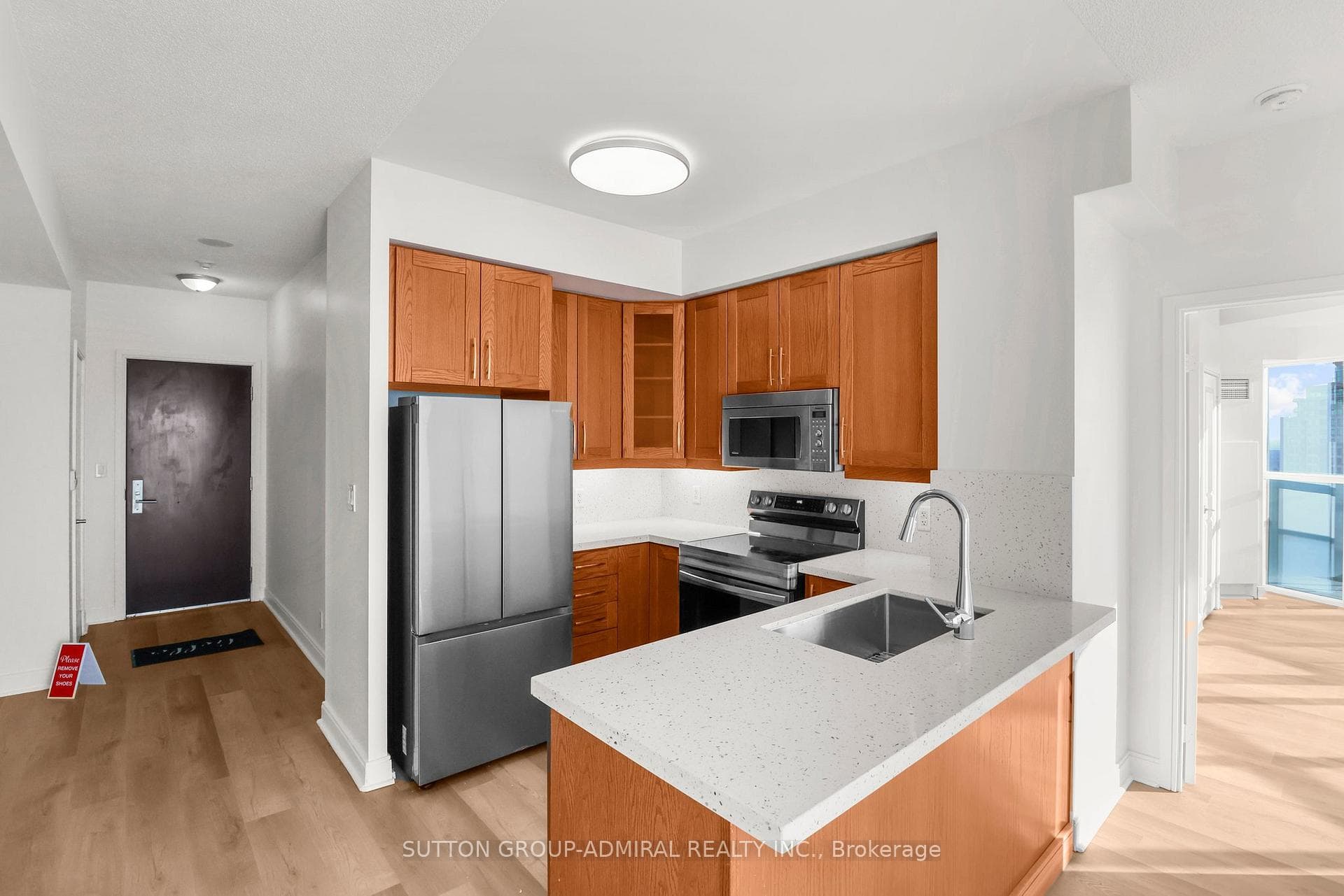 60 Absolute Avenue Unit 2904 photo 9
