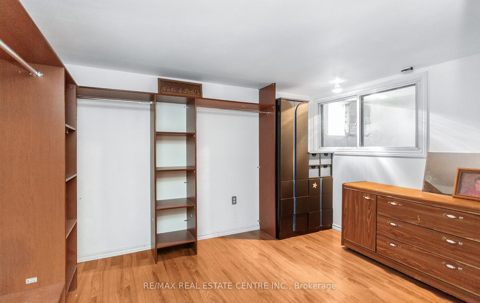 50 Dumbarton Street photo 36