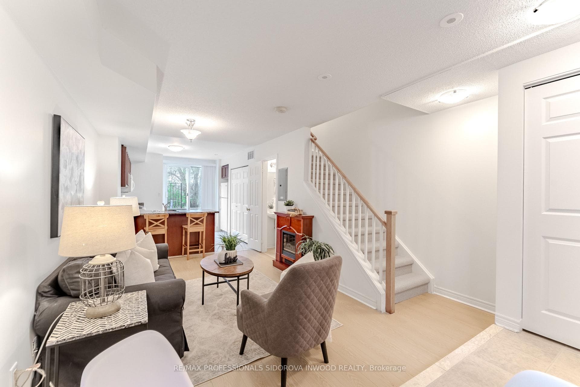 870 Jane Street Unit 117 photo 4