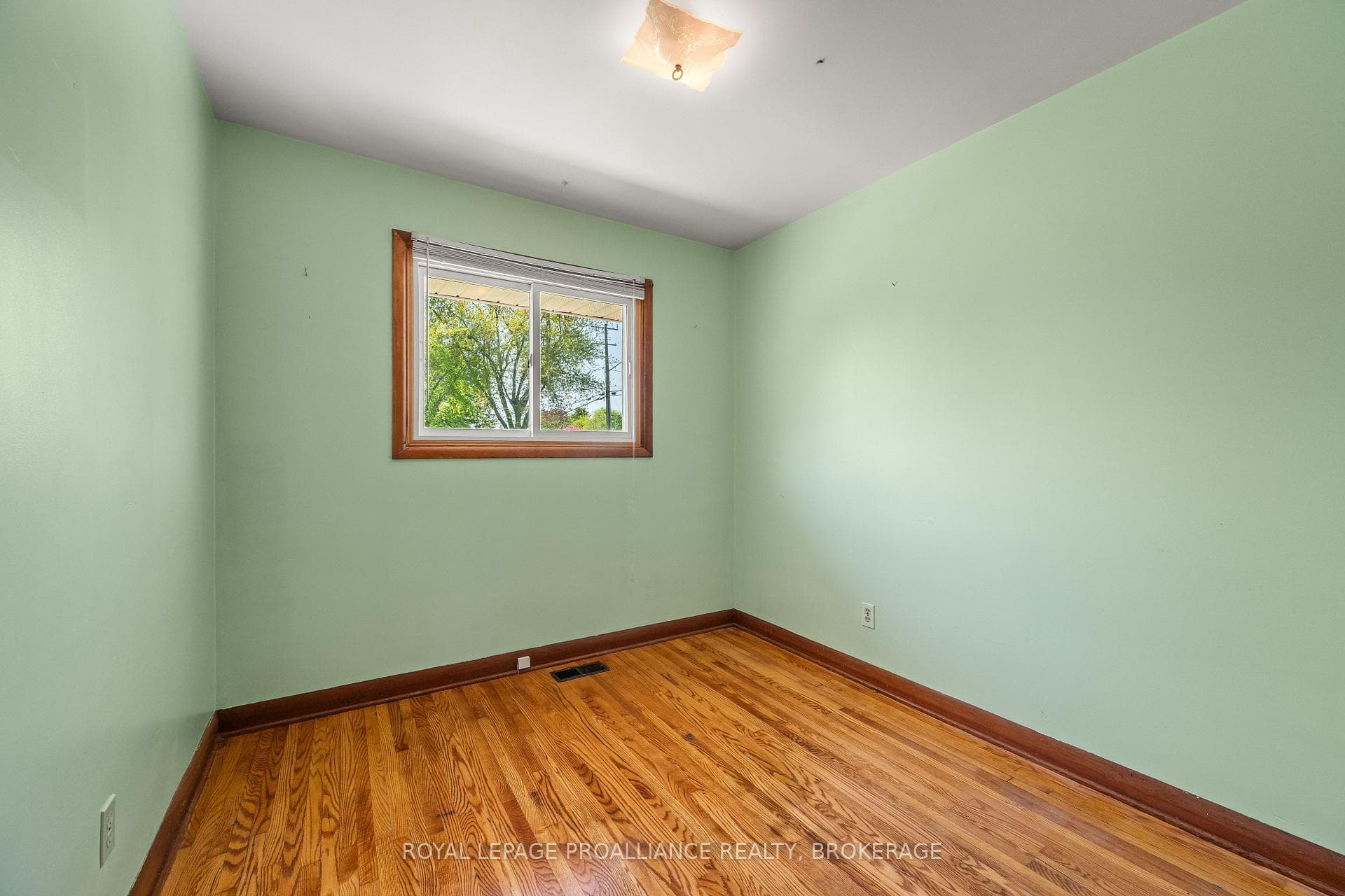 2426 Cole Hill Road photo 17