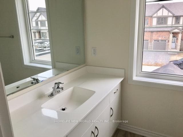 8 Ness Drive photo 7