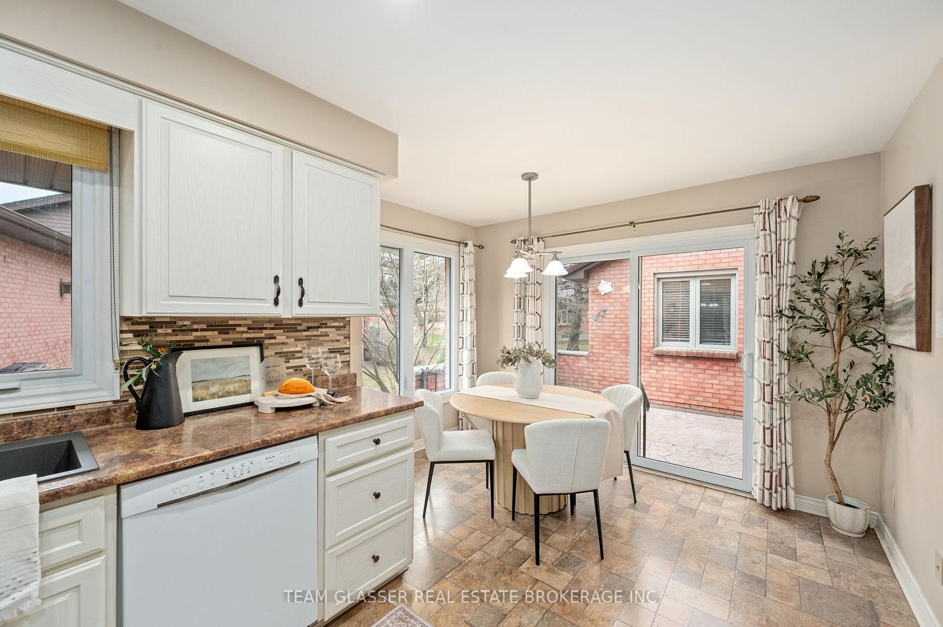 55 Fiddlers Green Road Unit 41 photo 10