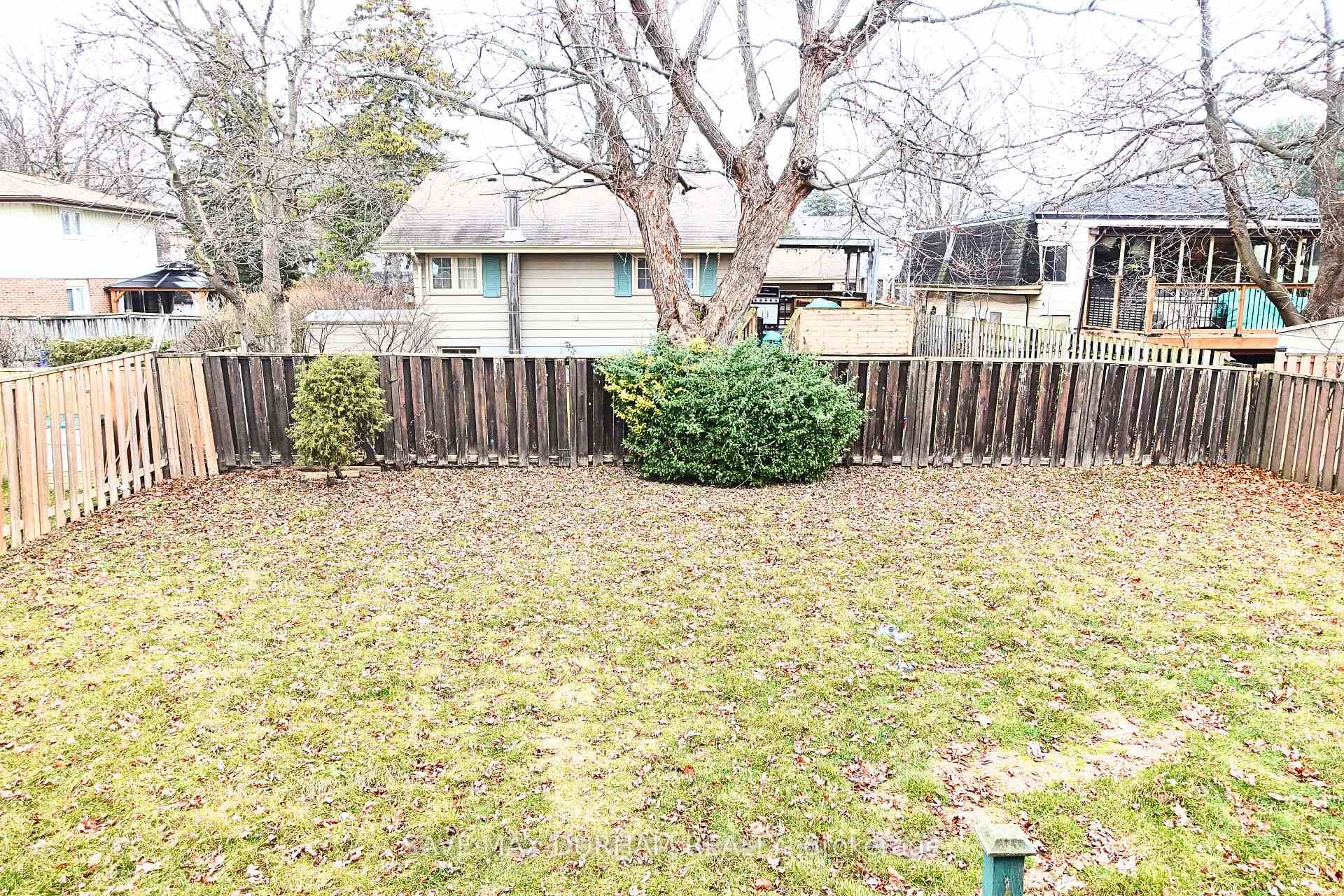 3 Barberry Court photo 22