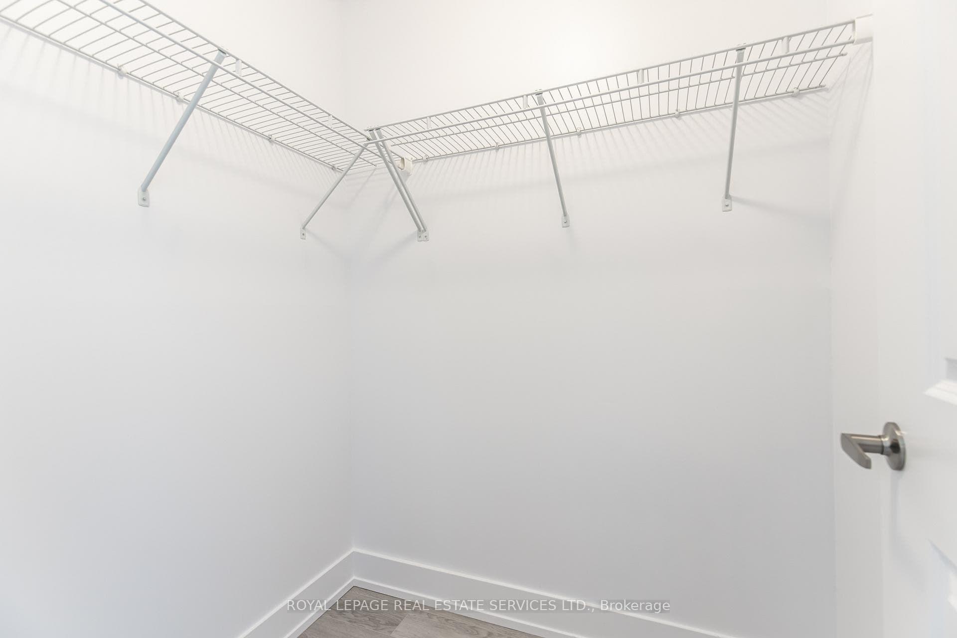 Walk In Closet