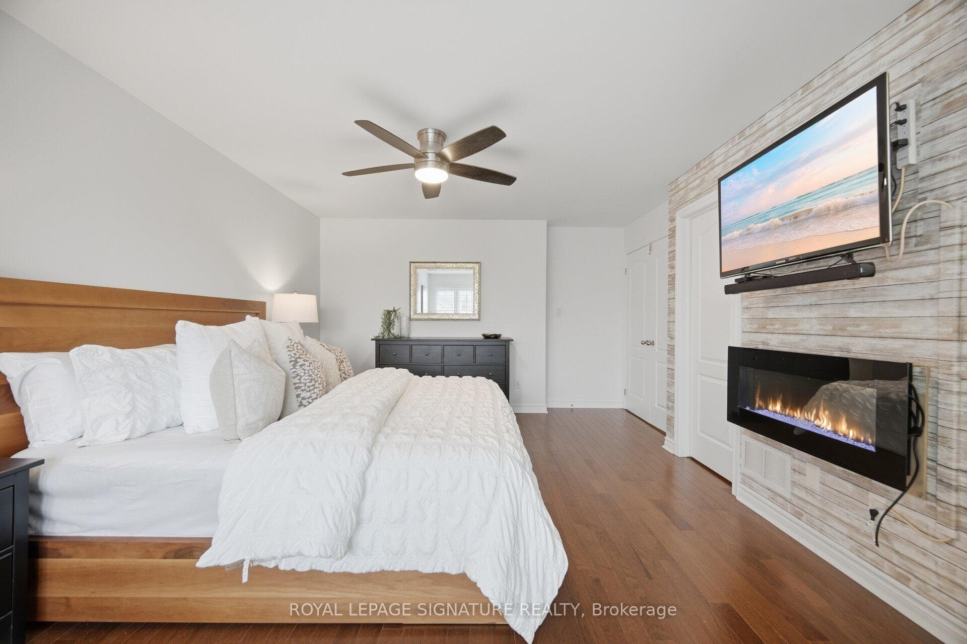 2386 Stone Glen Crescent photo 25