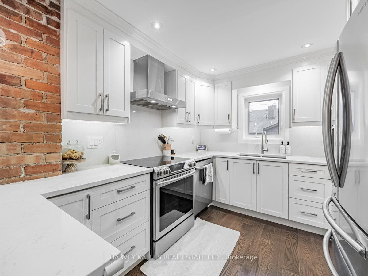 59 Ashburnham Road photo 10