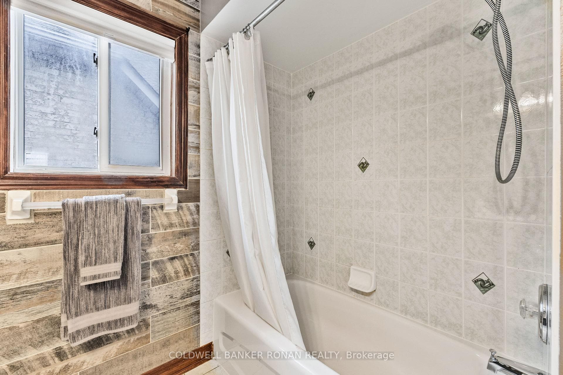 74 Gianmarco Way photo 23