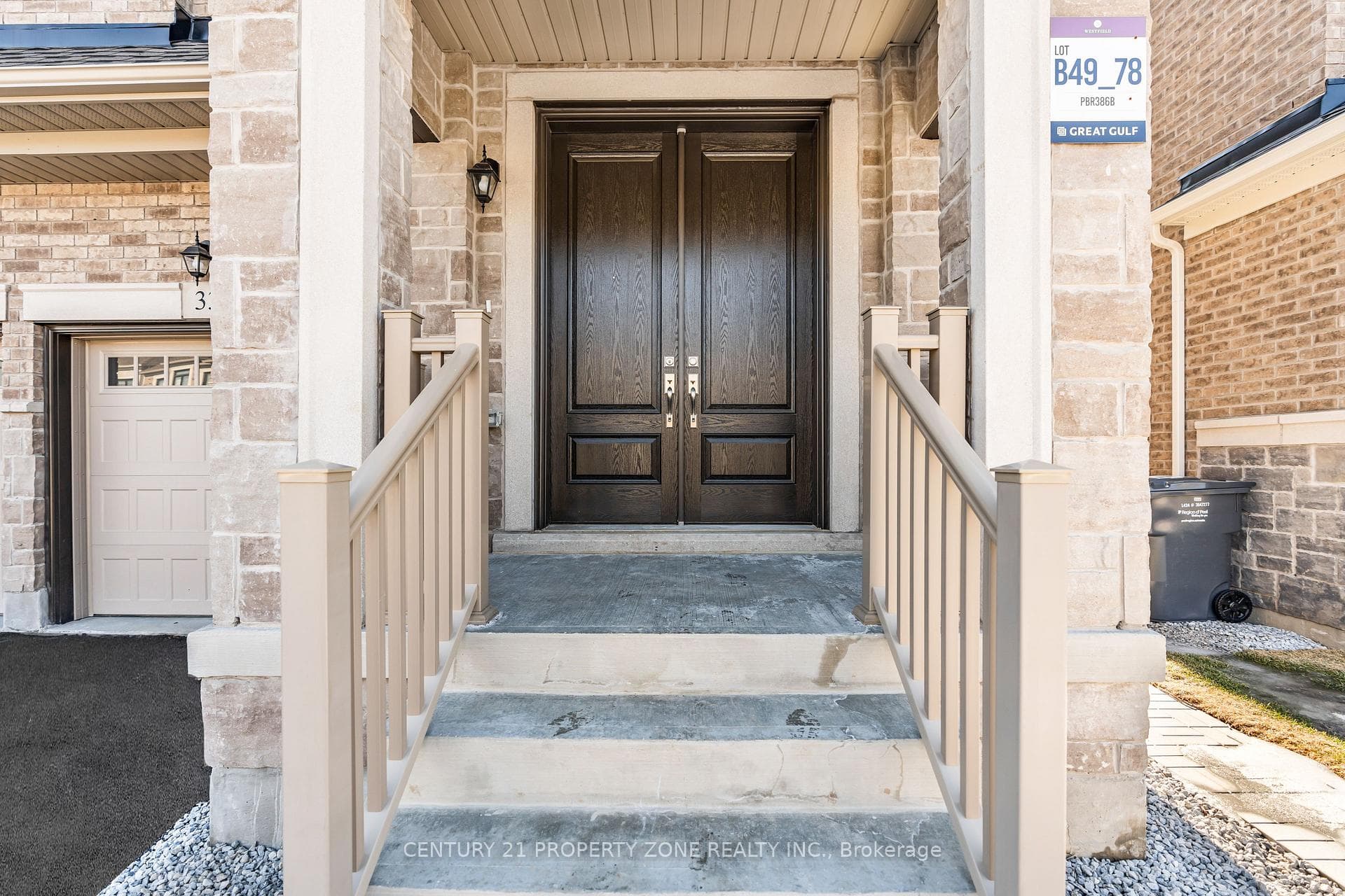 33 Gladmary Drive photo 2