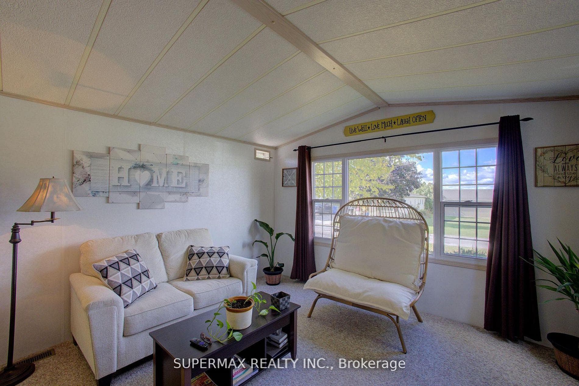 302694 Douglas Street Unit 50 photo 9