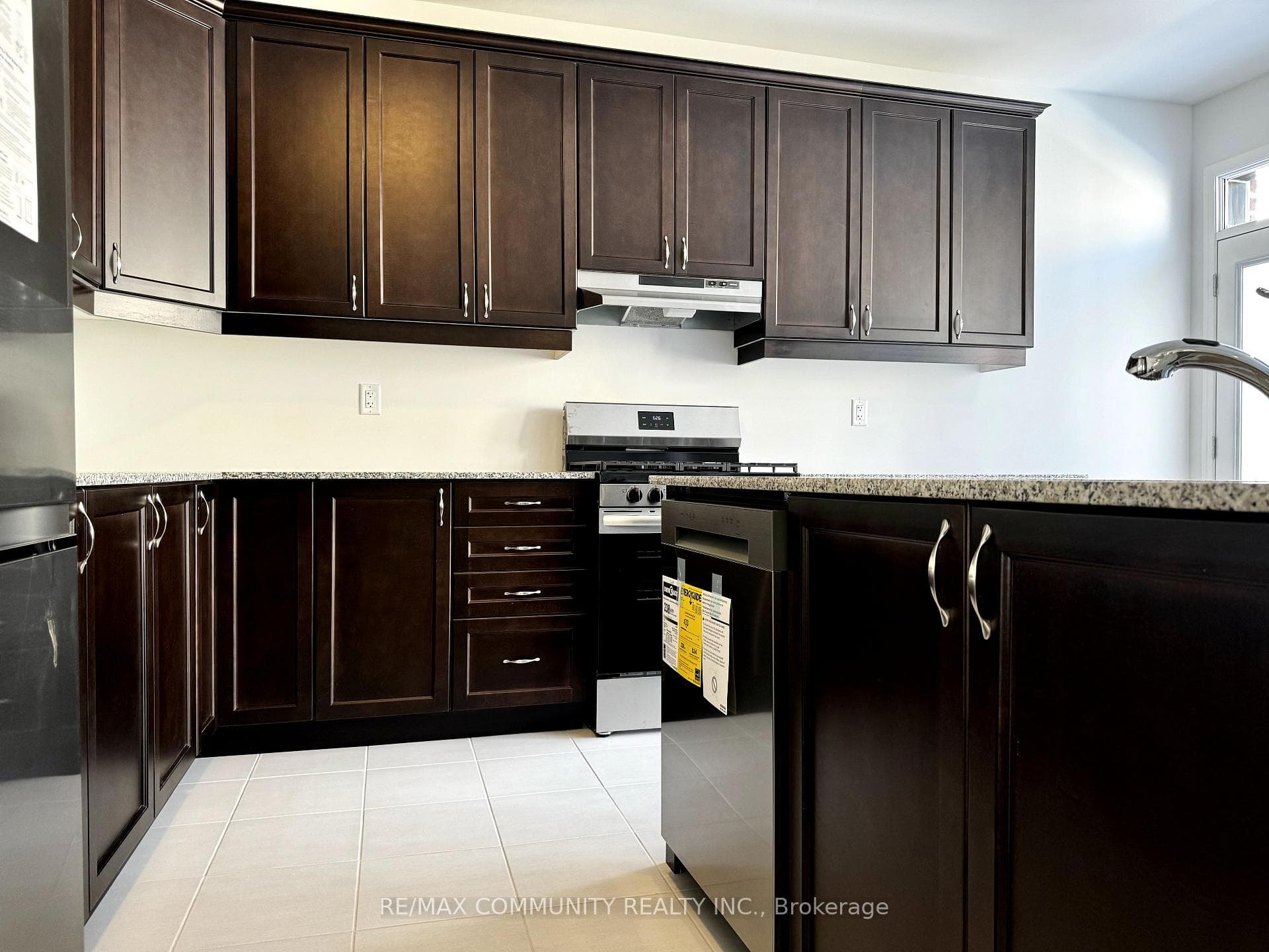 1472 Hawktail Path photo 7