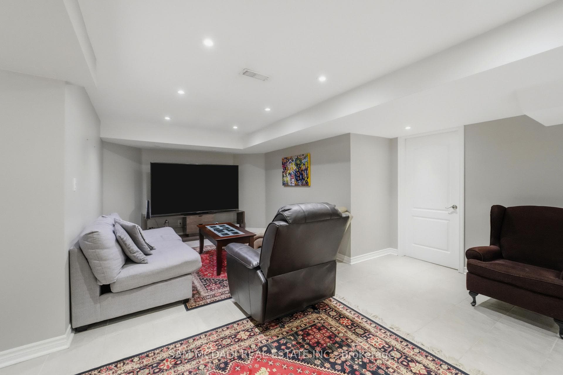 3605 Trelawny Circle photo 32