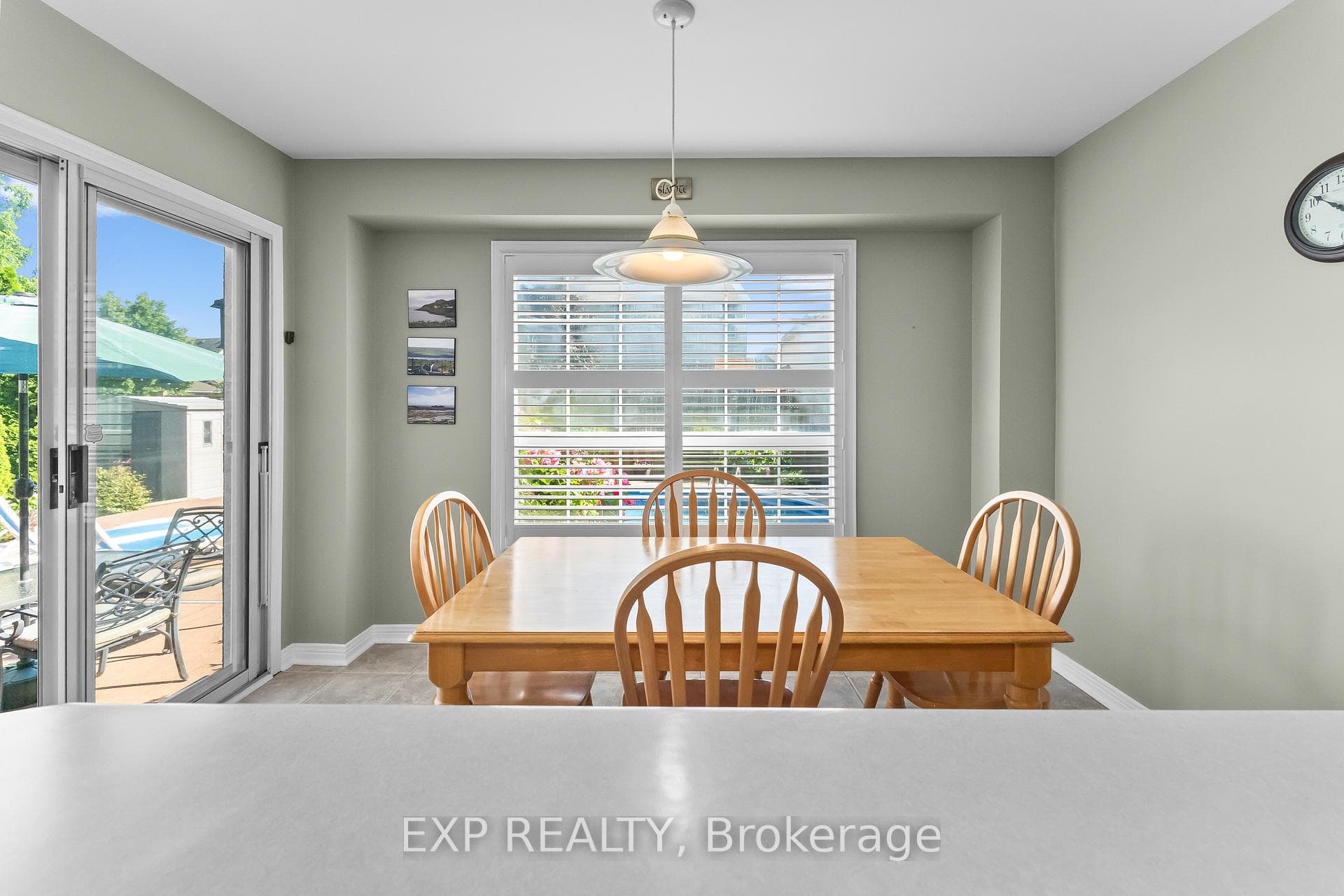 57 Goodman Crescent photo 24