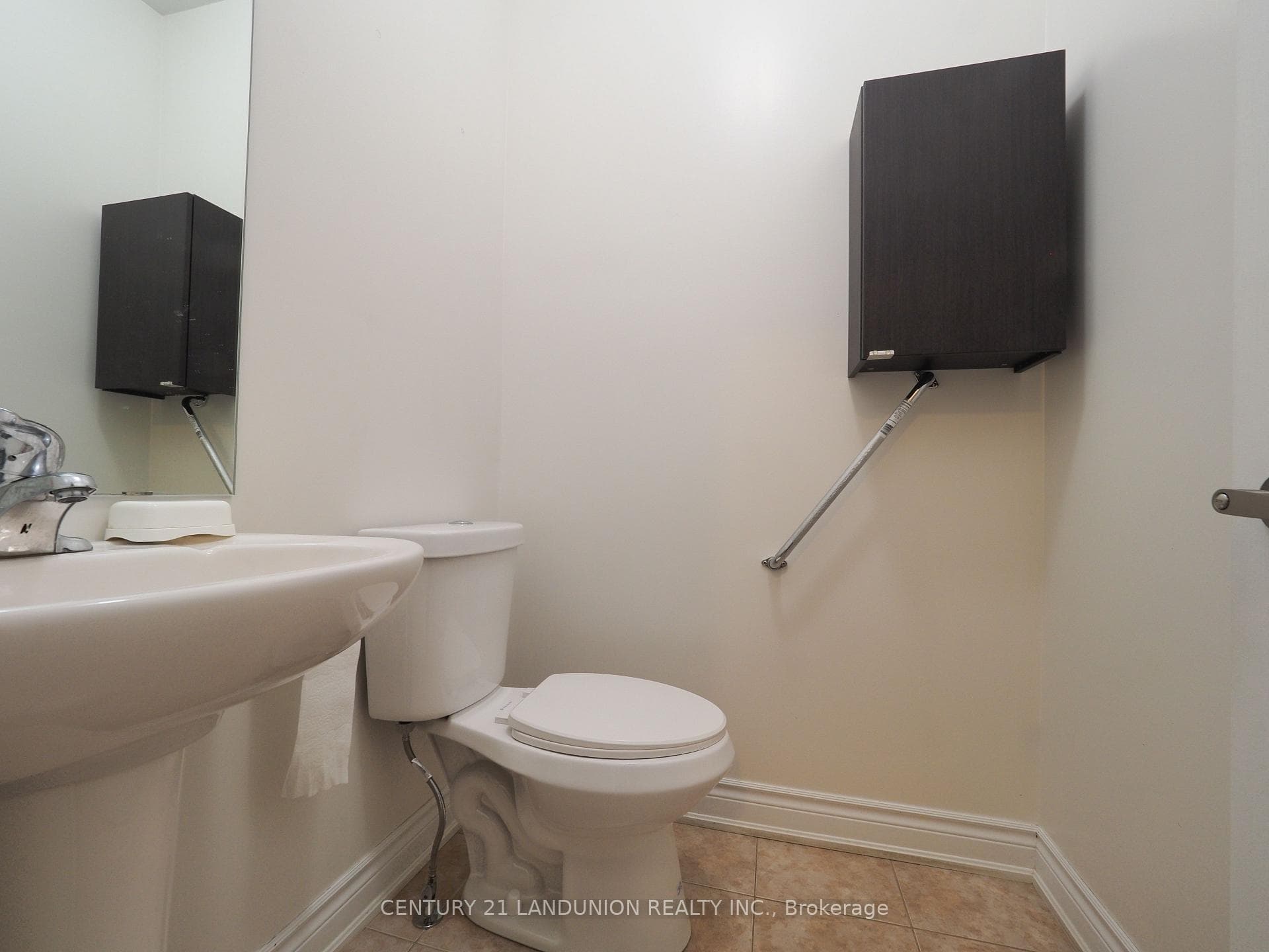 35 Goldthread Terrace photo 25