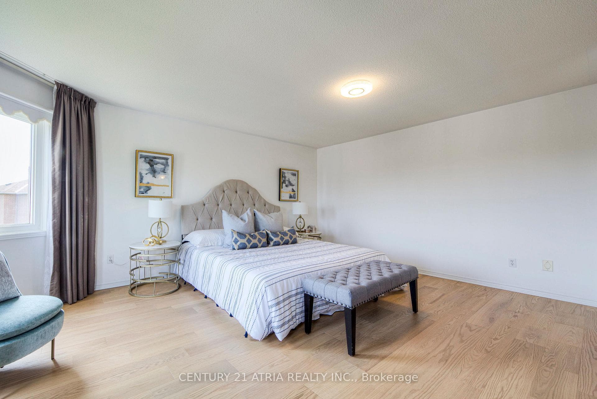 11 Guildford Circle photo 29