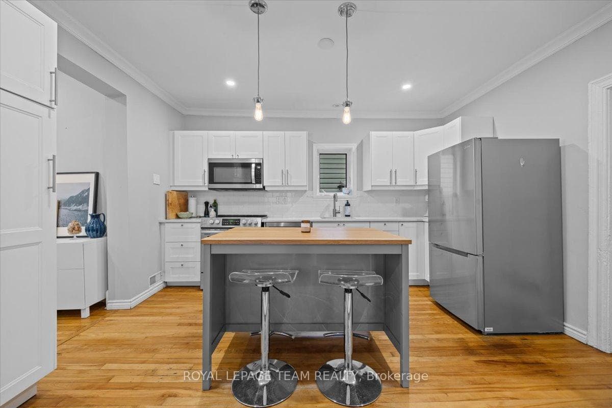 21 Arlington Avenue photo 5