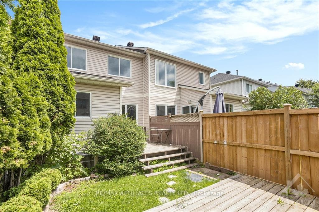 34 WITTINGHAM Drive photo 22