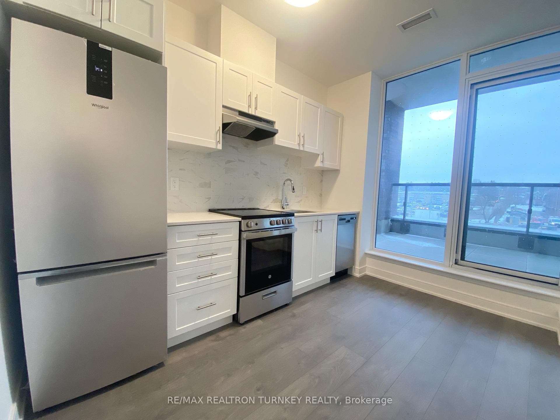 705 Davis Drive Unit 305 photo 8