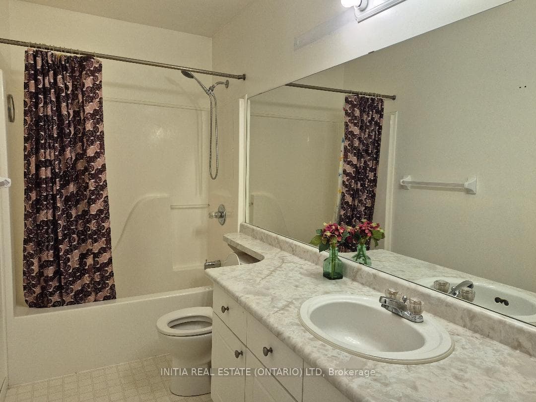 145 North Centre Road Unit 7 photo 9