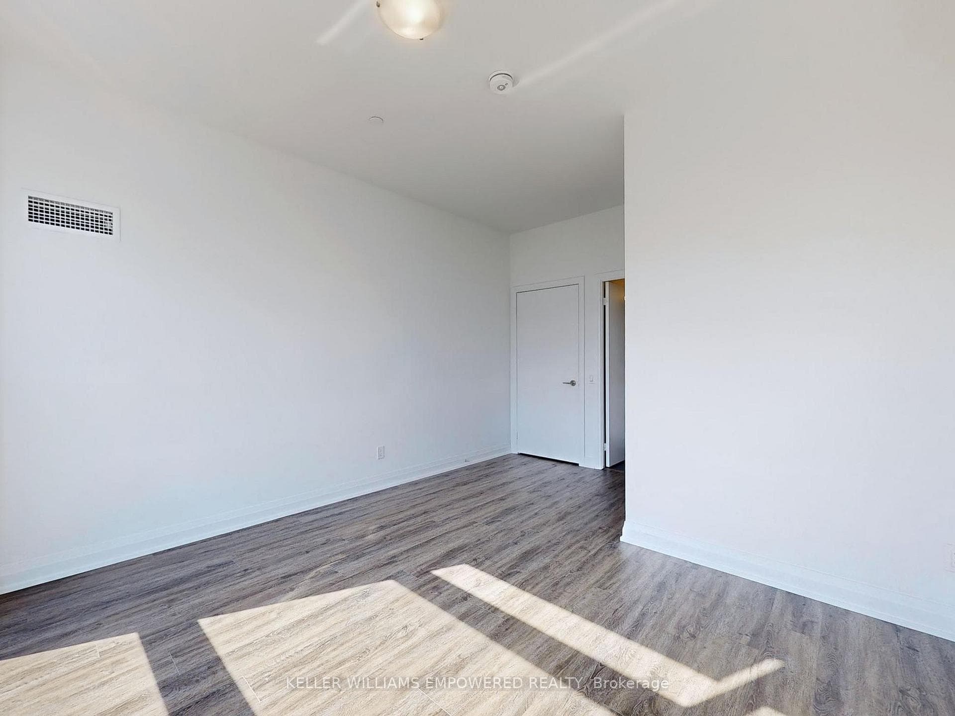 251 Manitoba Street Unit 2904 photo 15