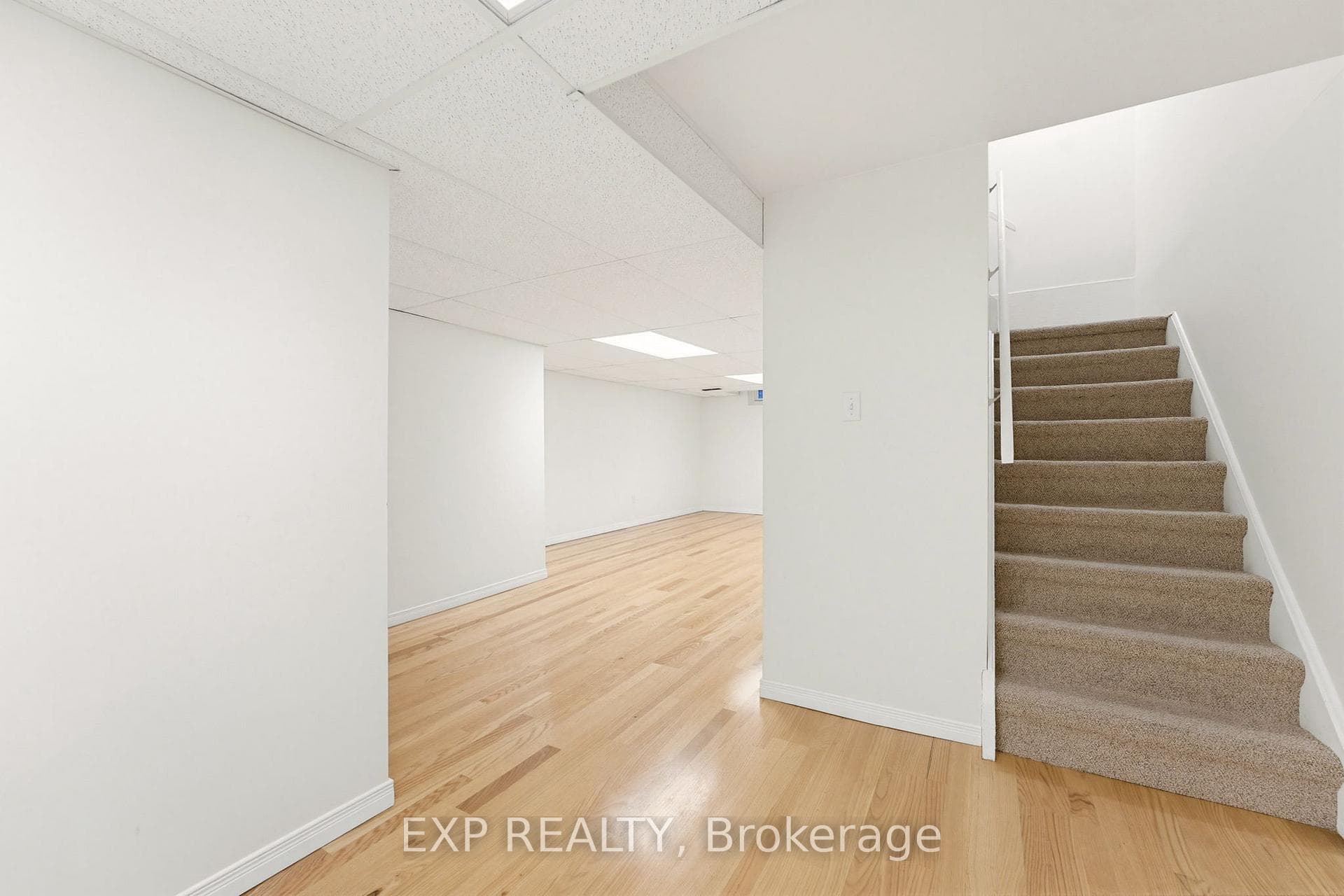 10 Fieldgate Drive Unit A photo 23