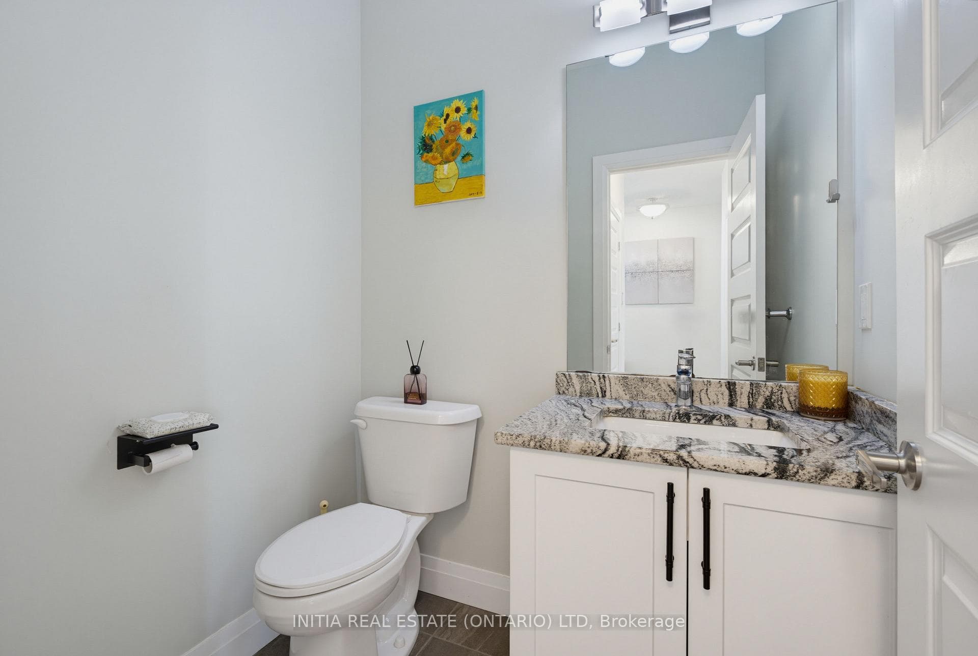 1258 Silverfox Drive photo 11