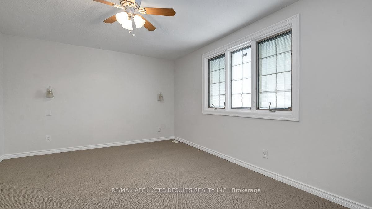 195 Sherway Drive photo 22