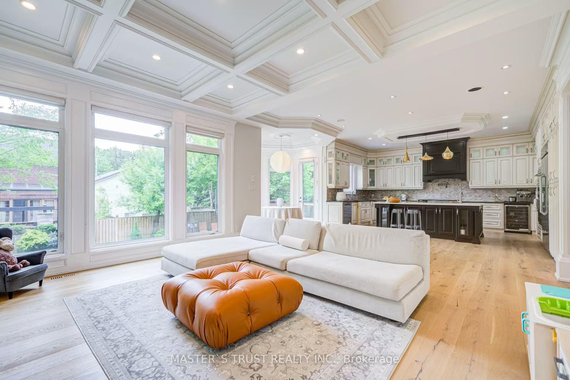 103 Burndale Avenue photo 8