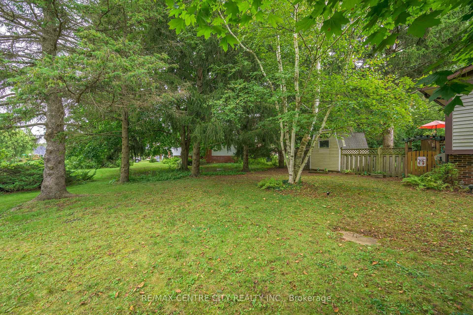 146 Union Avenue photo 28
