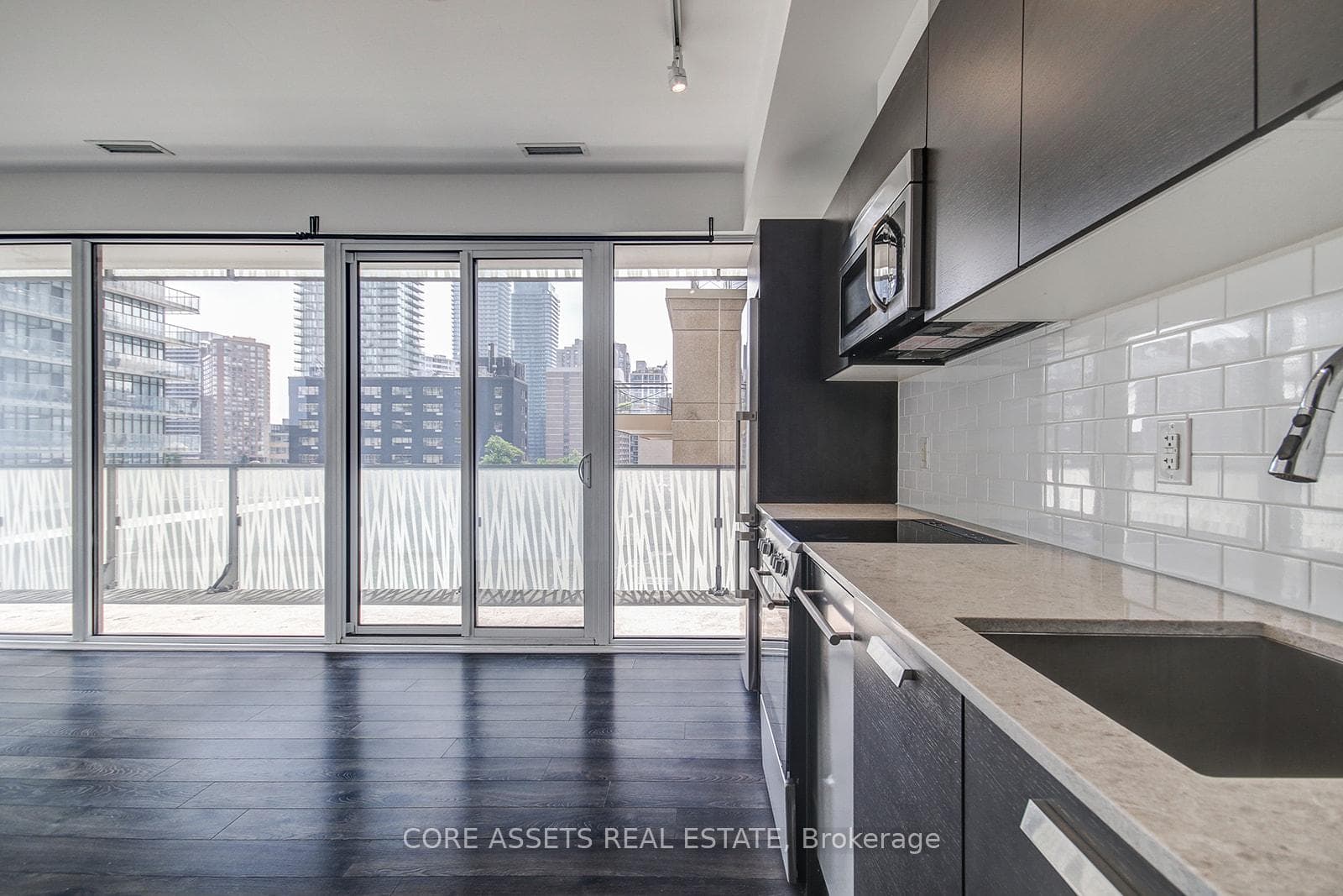 42 Charles Street Unit 604 photo 1
