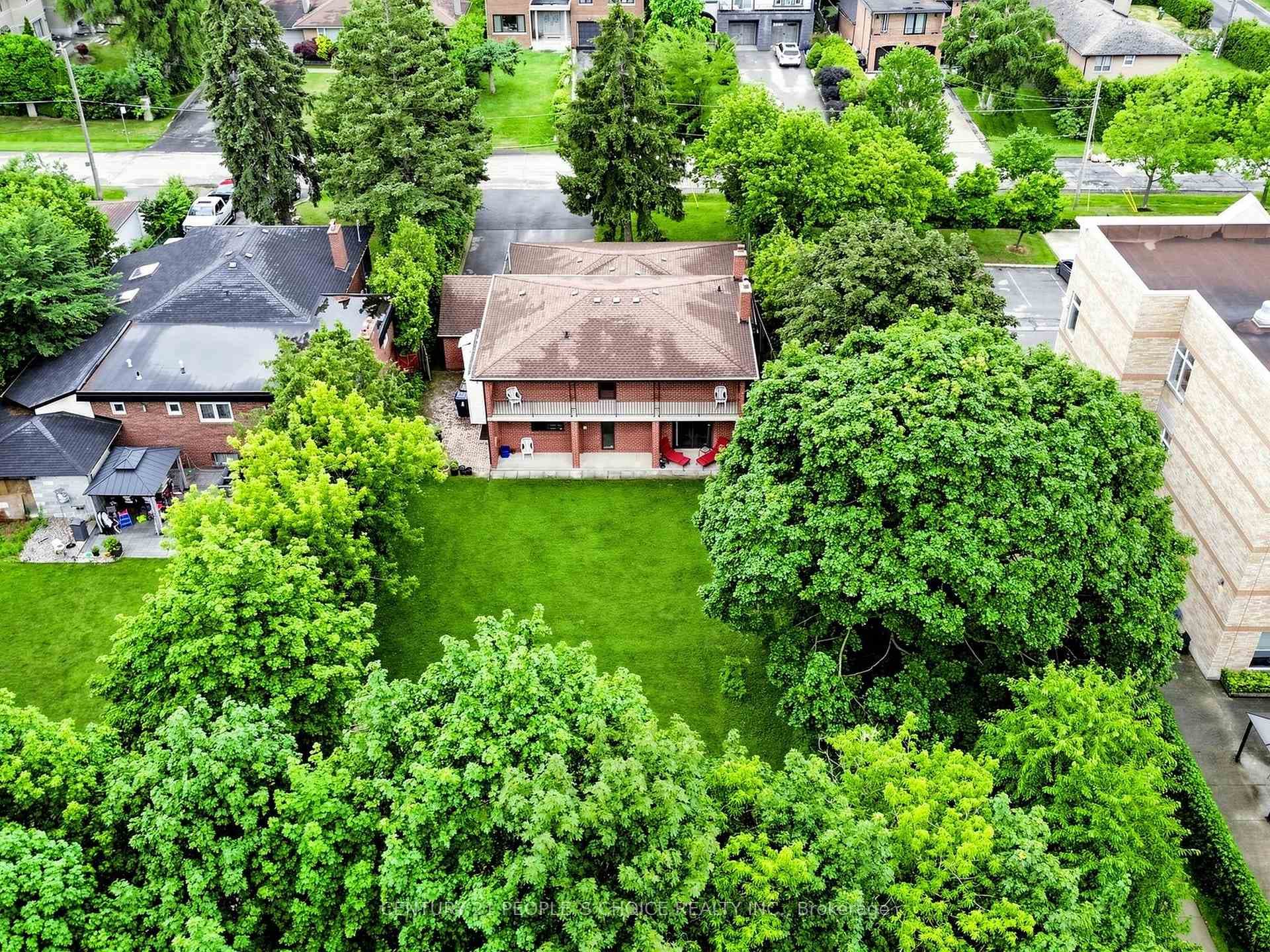 76 Westona Street photo 45