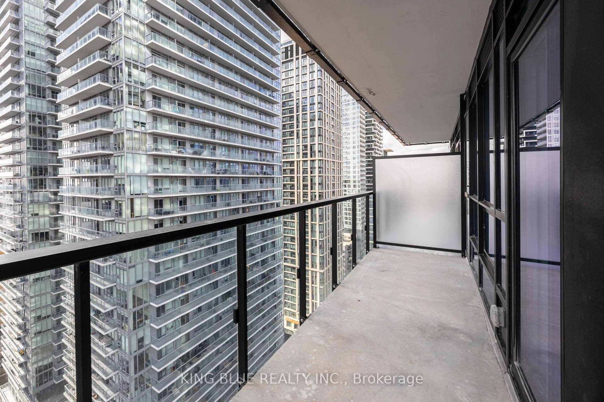 110 Broadway Avenue Unit 2101 photo 25