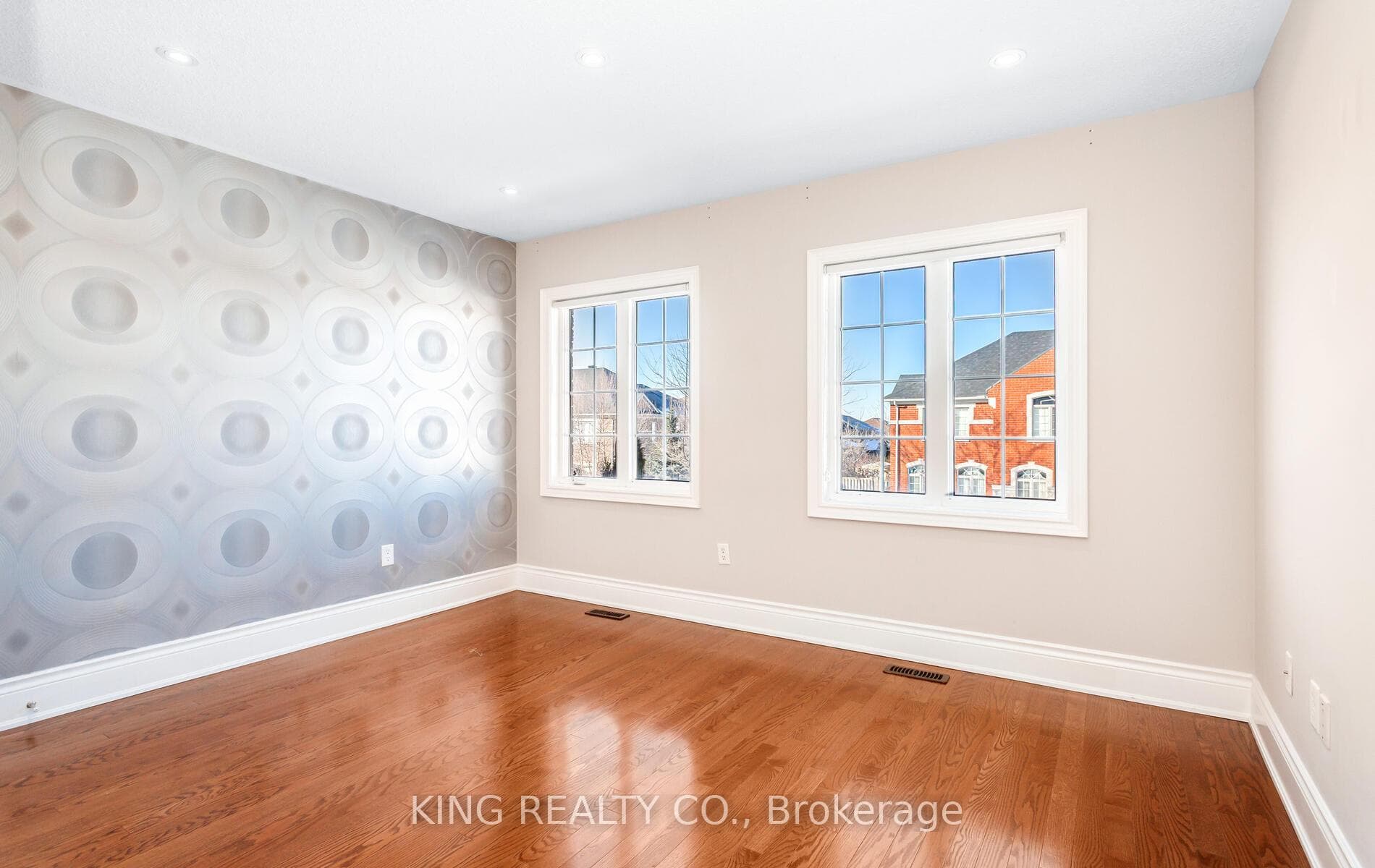 101 Ascalon Drive photo 25