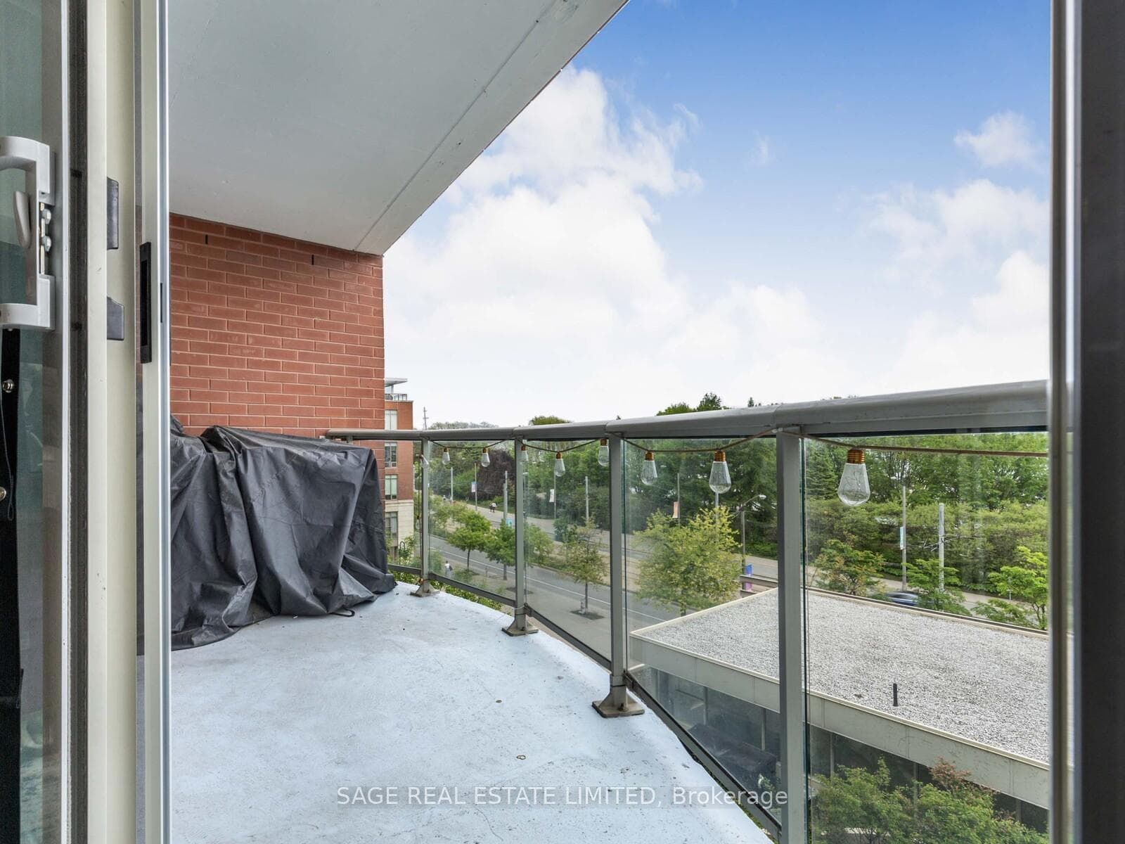 550 Queens Quay Unit 522 photo 22