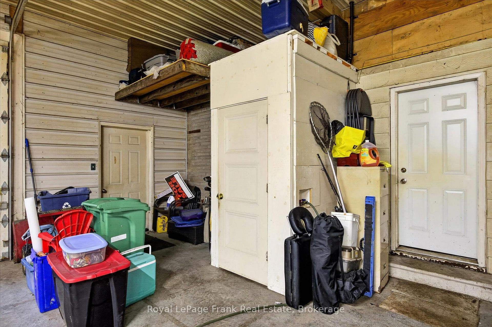 731 Harper Road photo 22