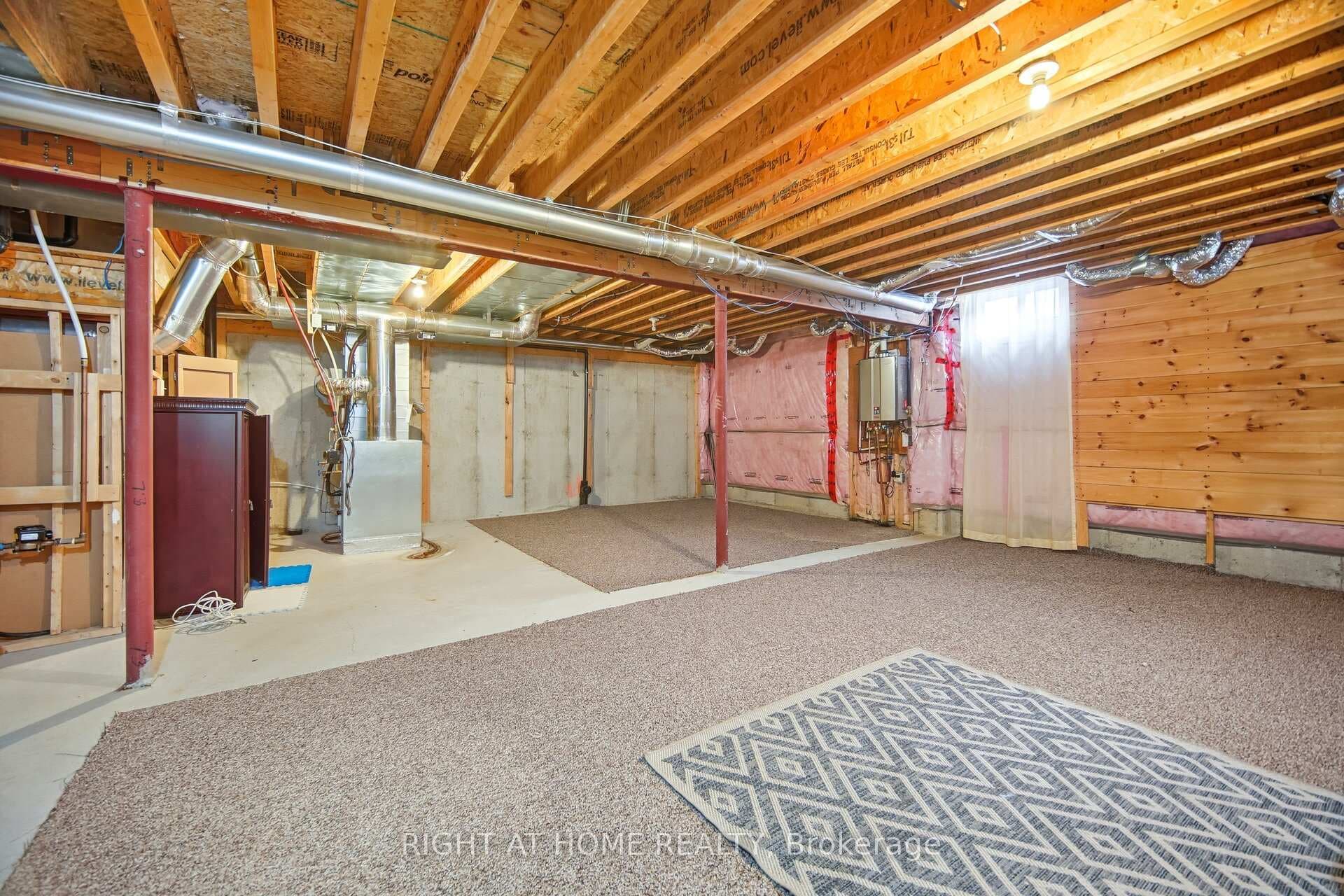 12 Jenny Thompson Court photo 39
