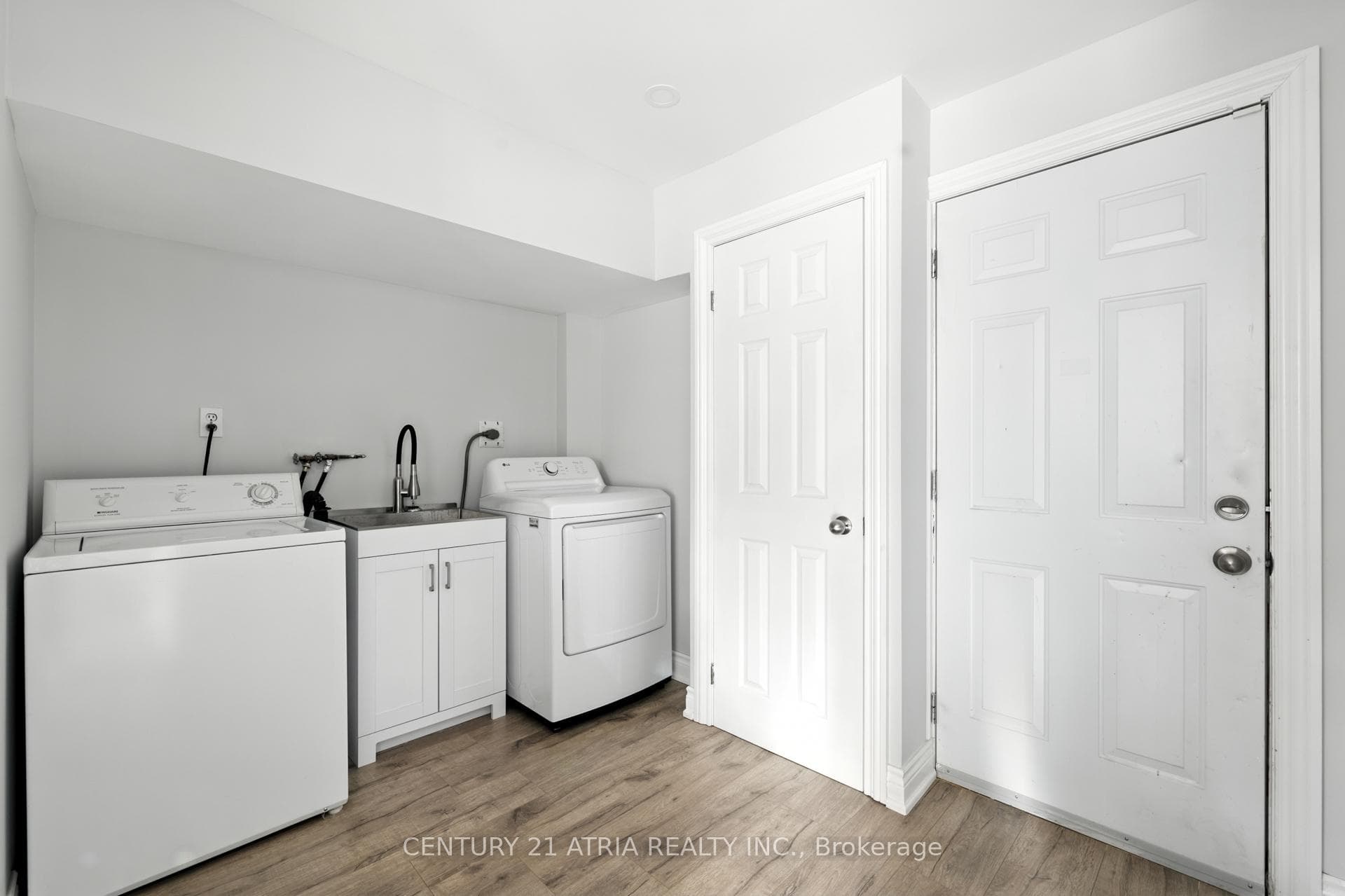 12 Stiles Avenue photo 20