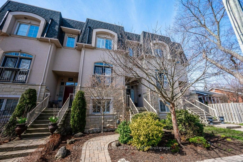 124 Nelson Street photo 1