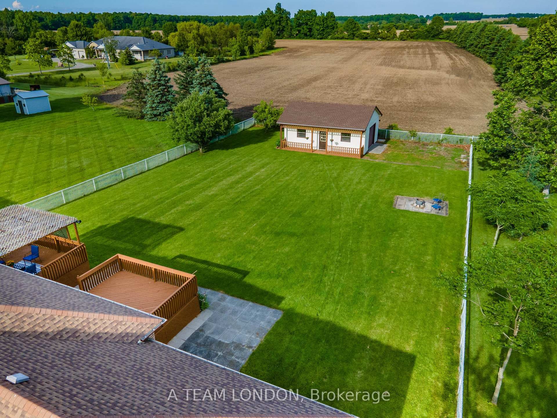 9788 Tower Road photo 31