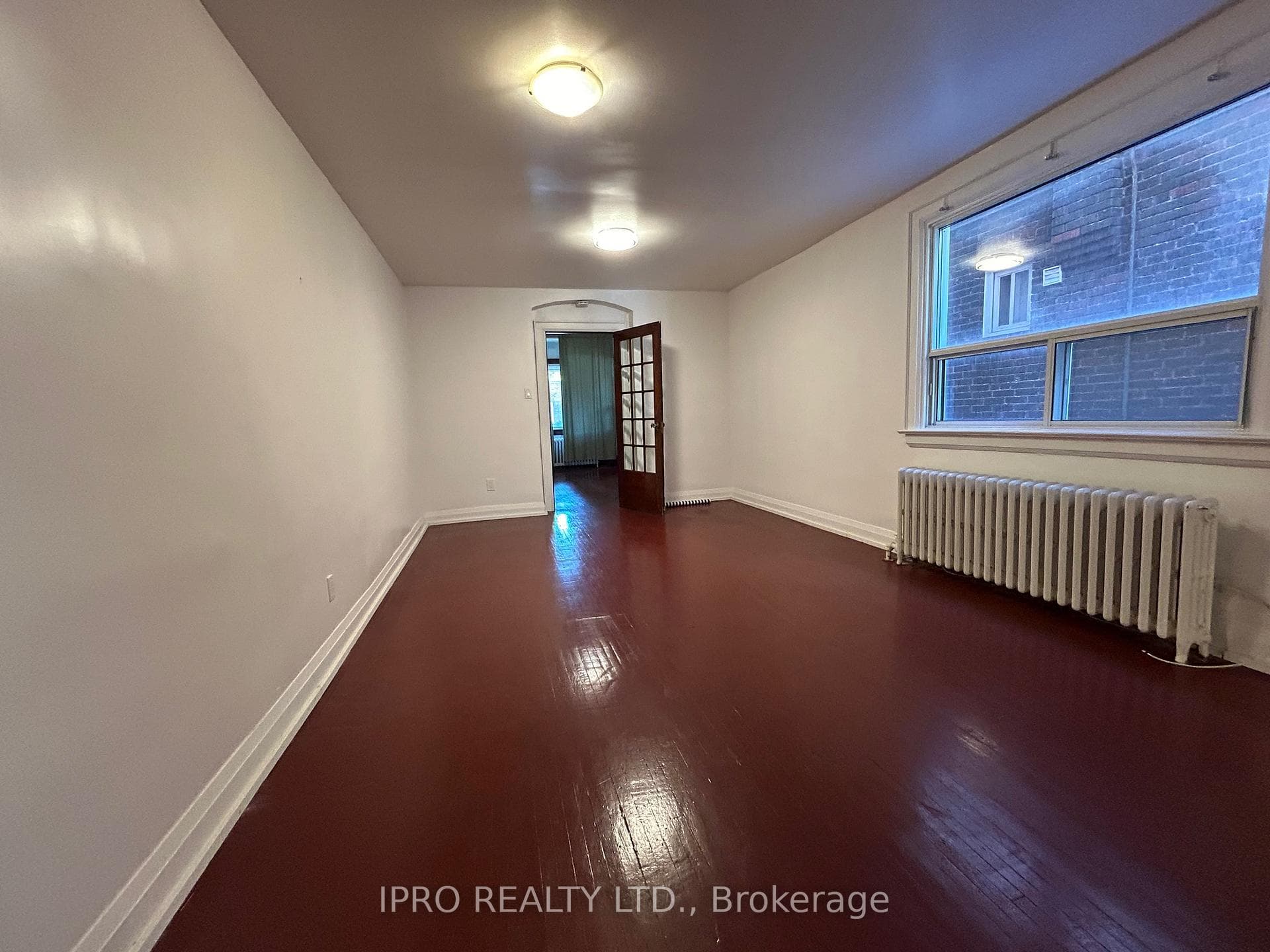 559 Runnymede Road Unit 2 photo 6