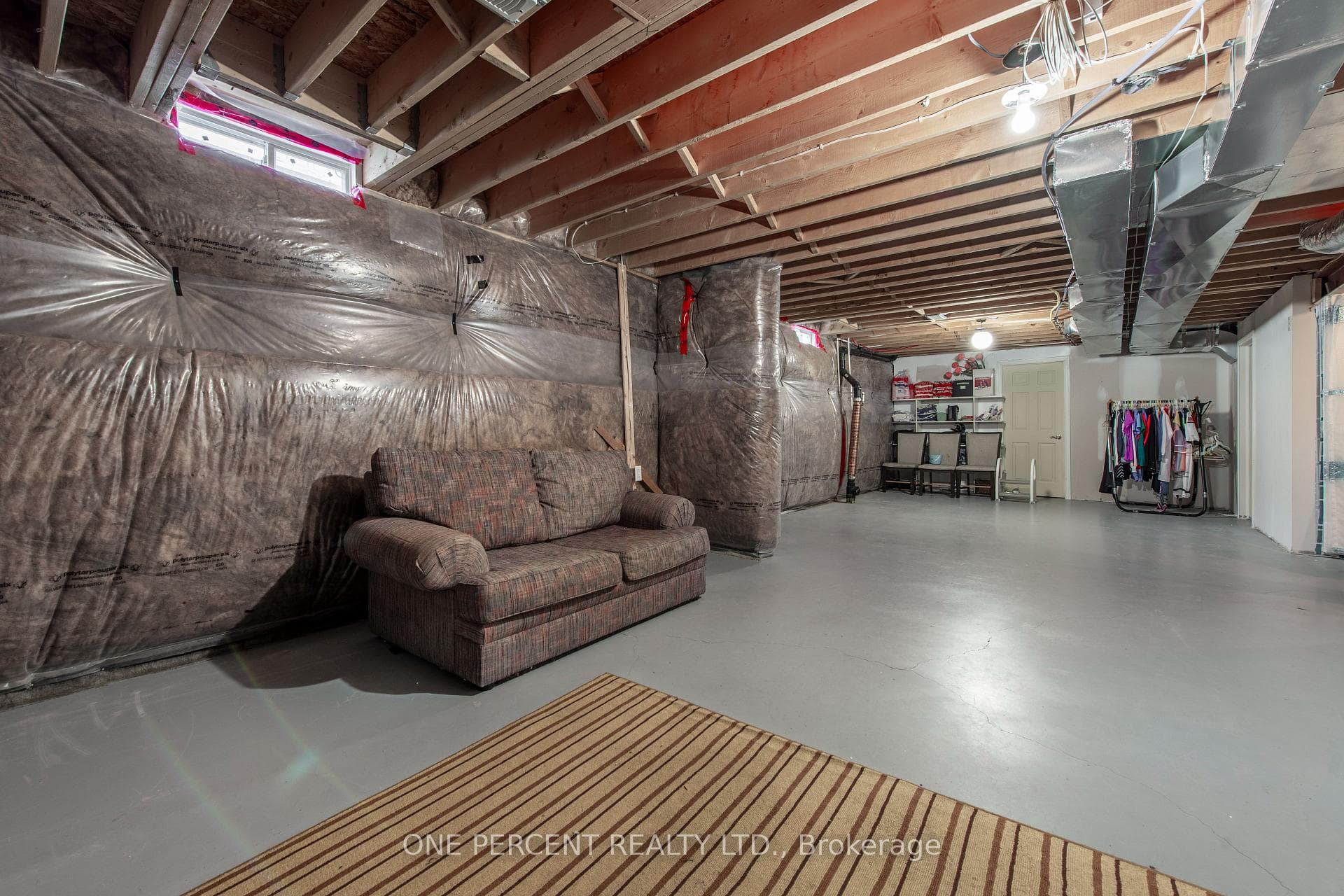 360 Armstrong Street photo 30