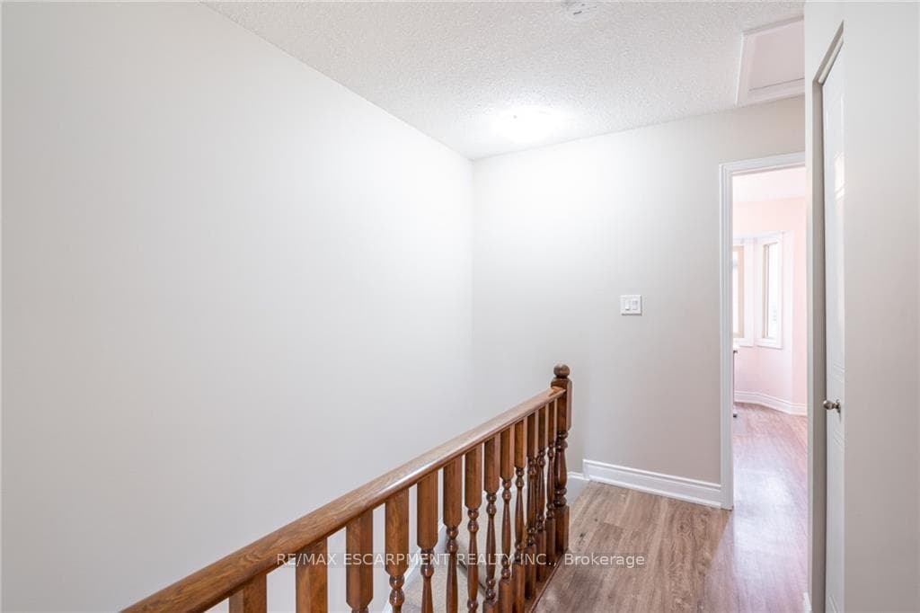 895 Maple Avenue Unit 118 photo 20
