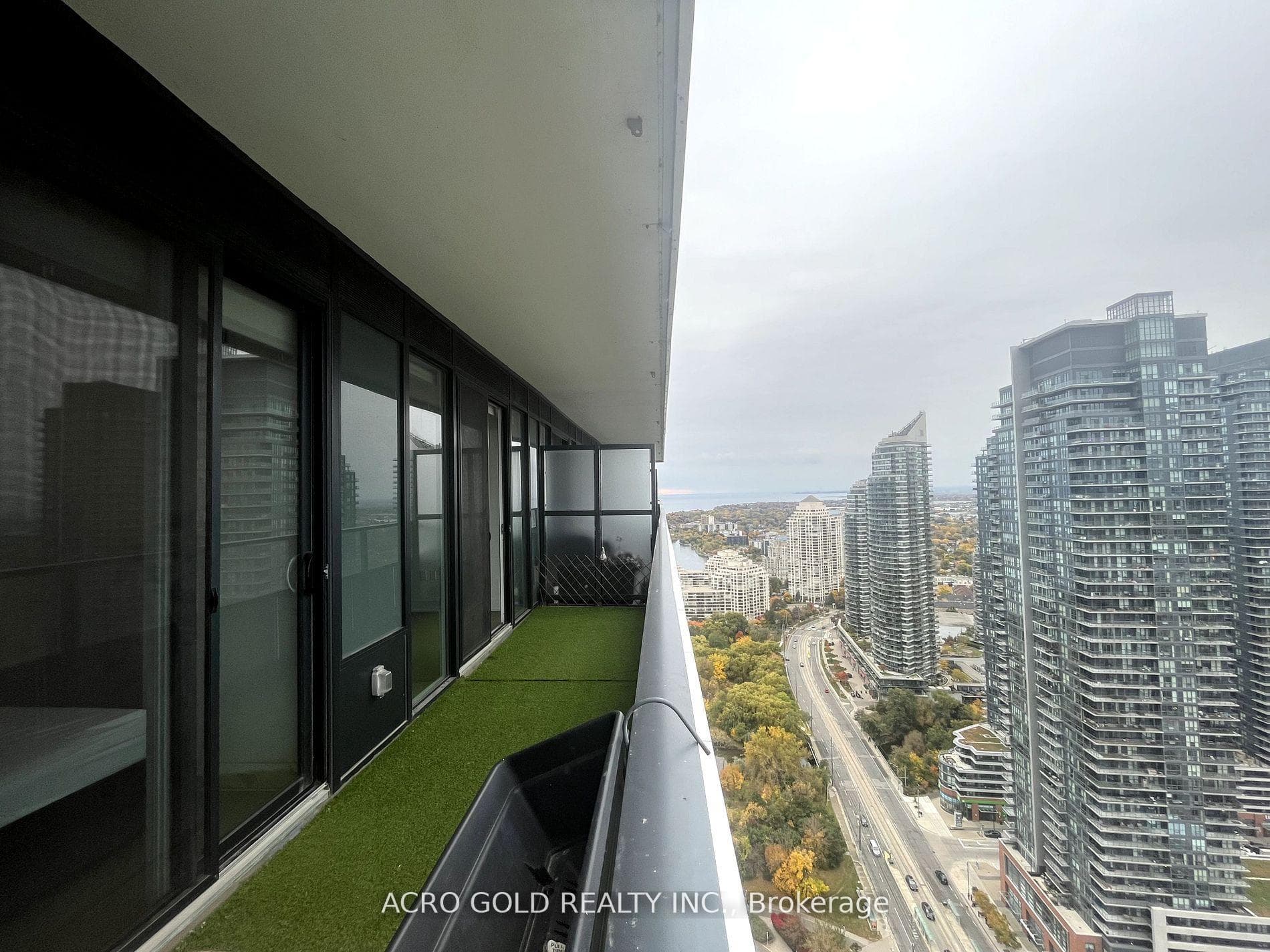 30 Shore Breeze Drive Unit 3412 photo 10